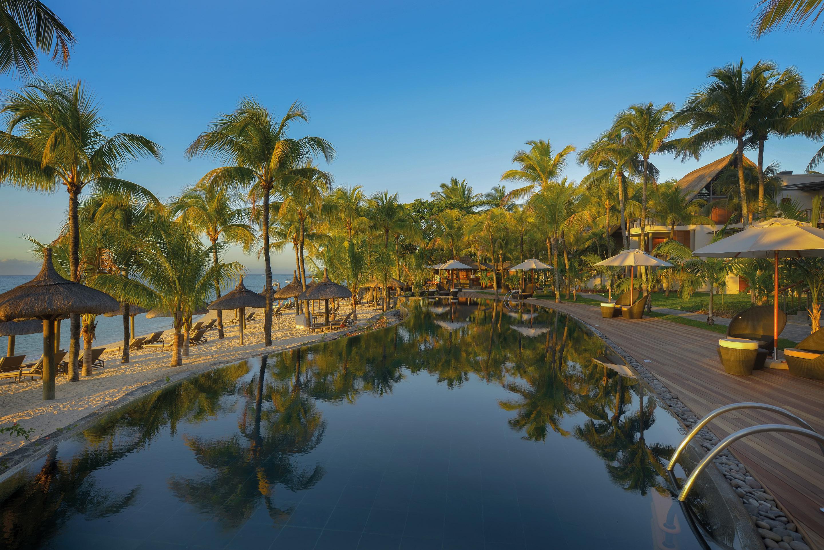 Royal Palm Beachcomber Luxury Grand Baie Exterior photo