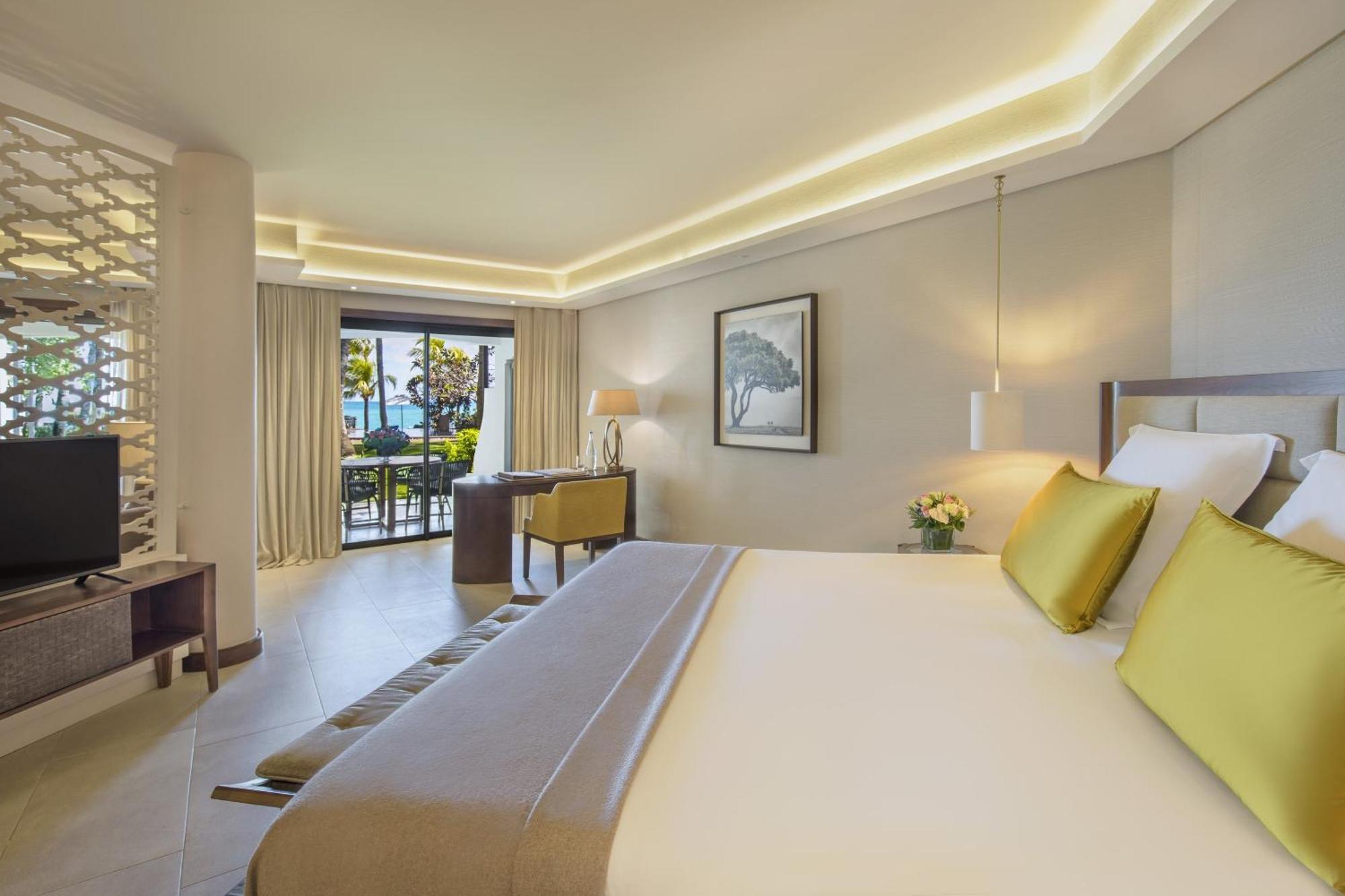 Royal Palm Beachcomber Luxury Grand Baie Exterior photo