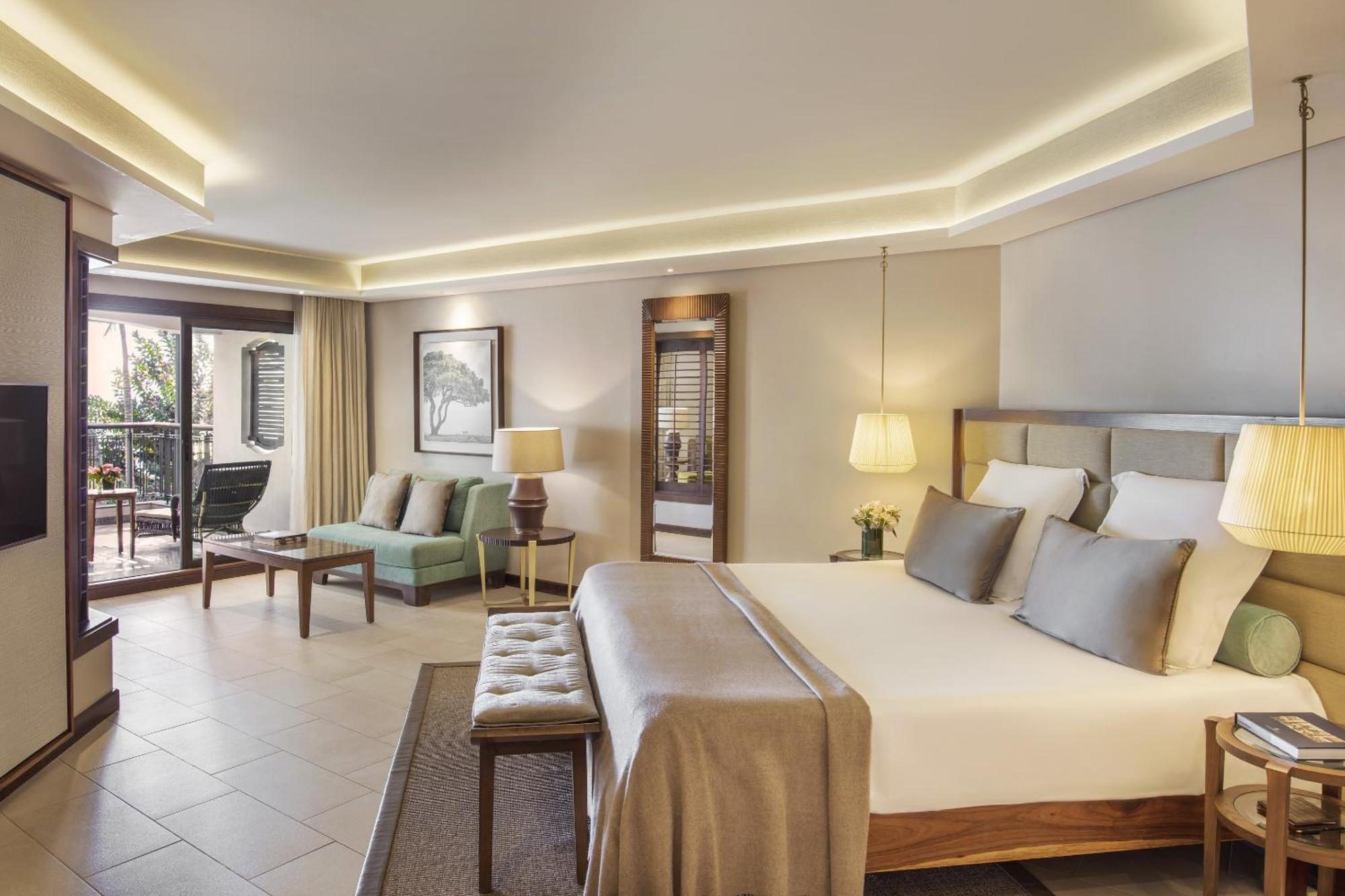 Royal Palm Beachcomber Luxury Grand Baie Exterior photo