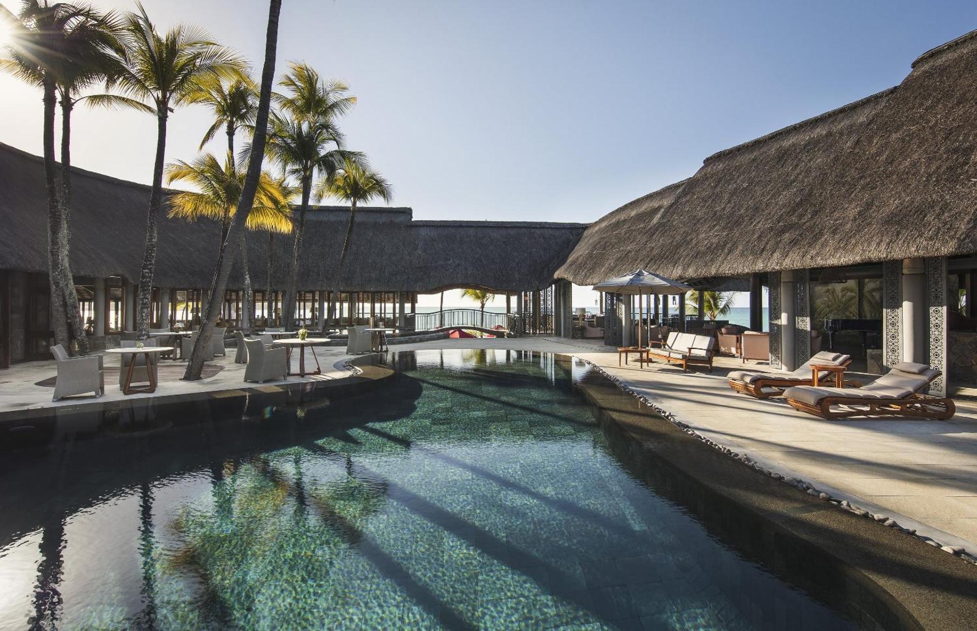 Royal Palm Beachcomber Luxury Grand Baie Exterior photo