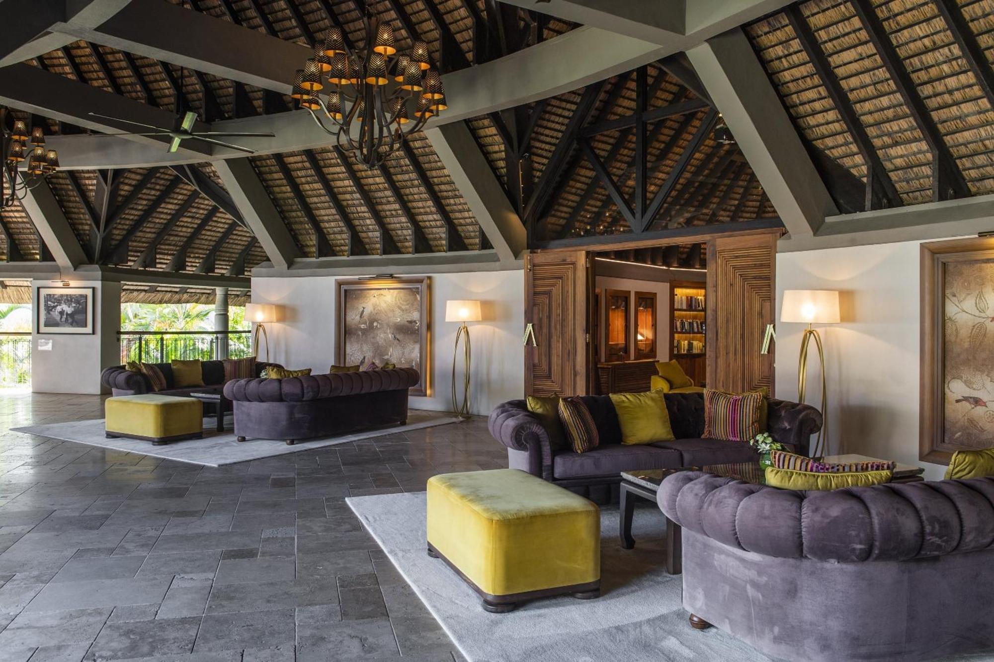 Royal Palm Beachcomber Luxury Grand Baie Exterior photo